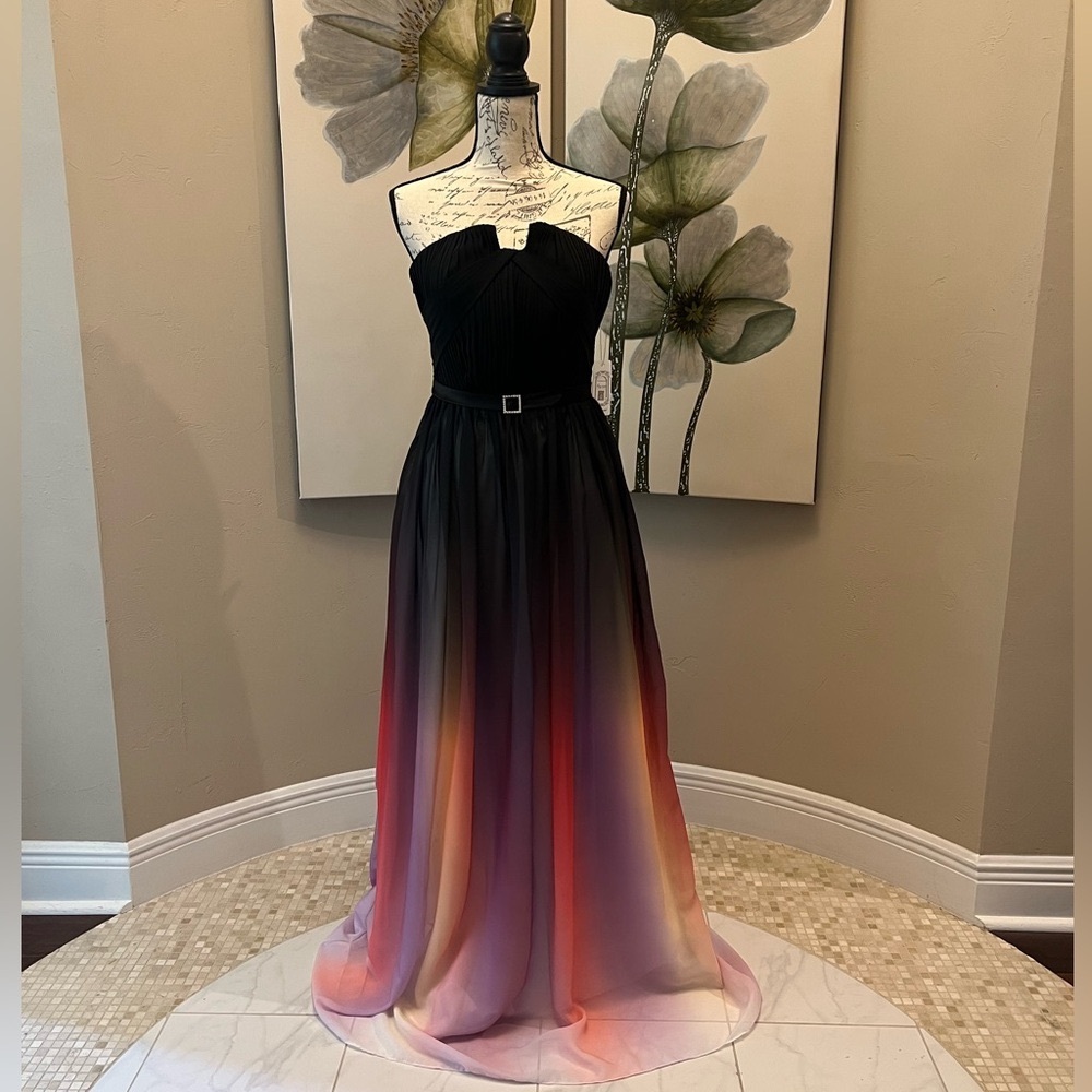 Chic Strapless Ombre Gown